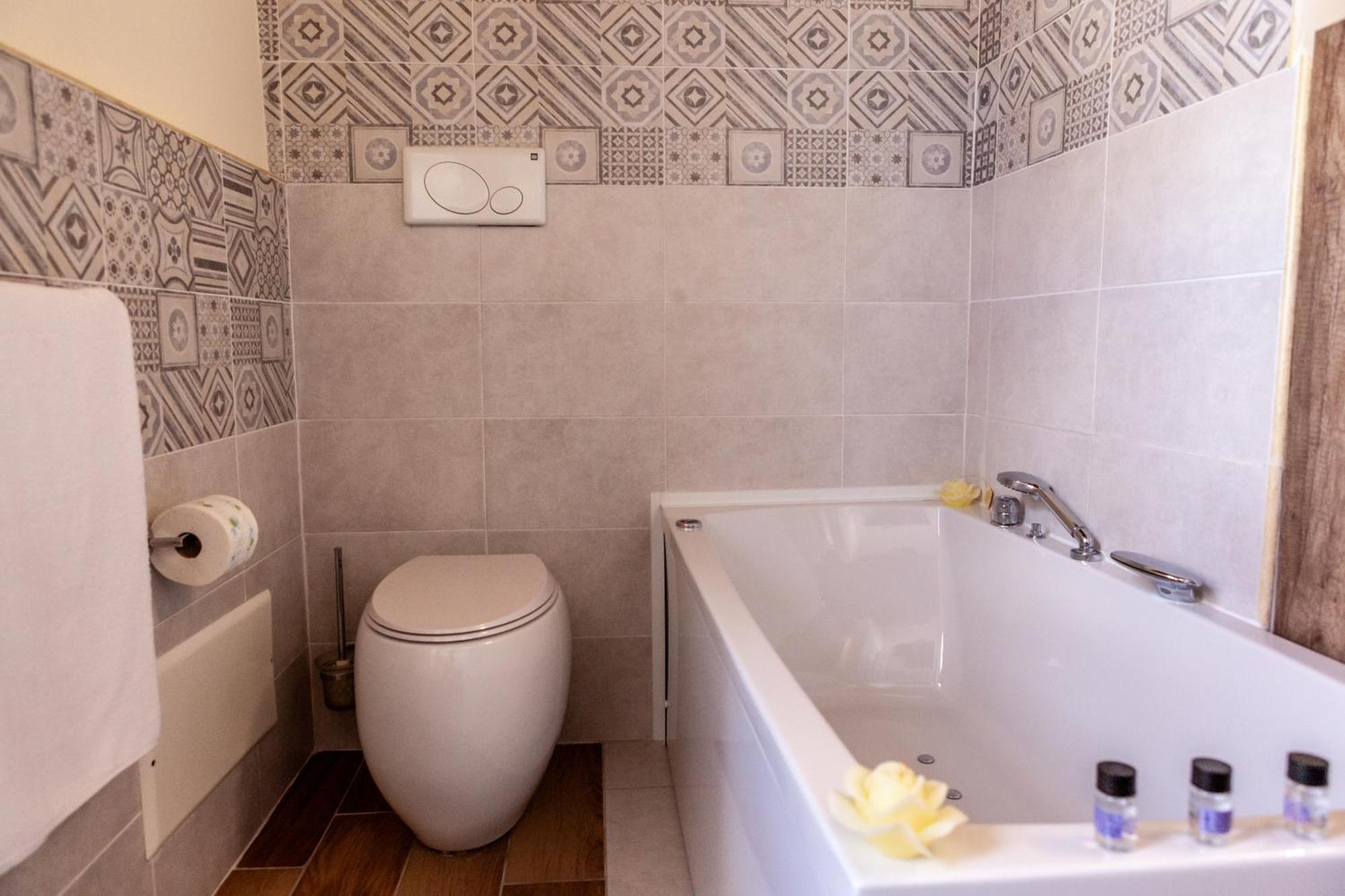 B&B Piazza Noua 1831 Sora Esterno foto